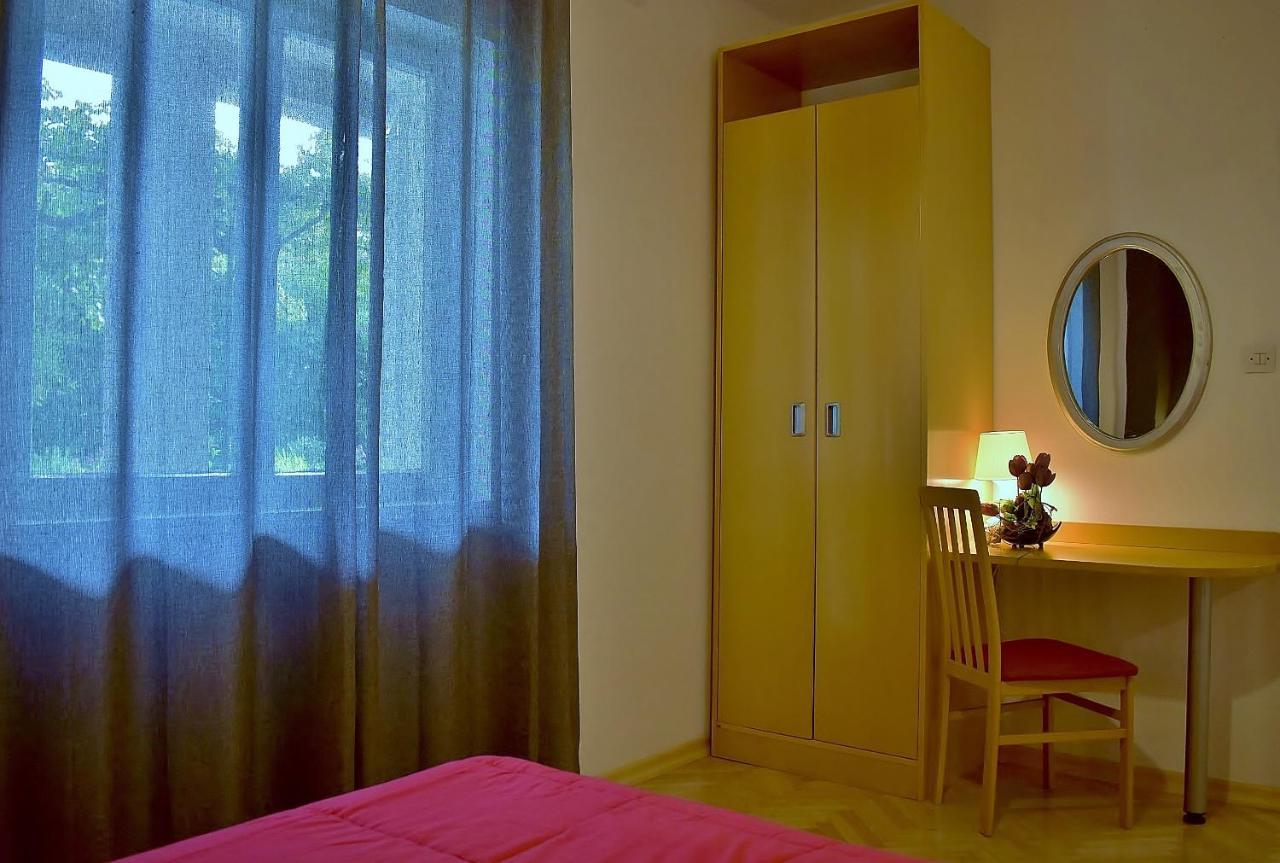Balen J. Apartment